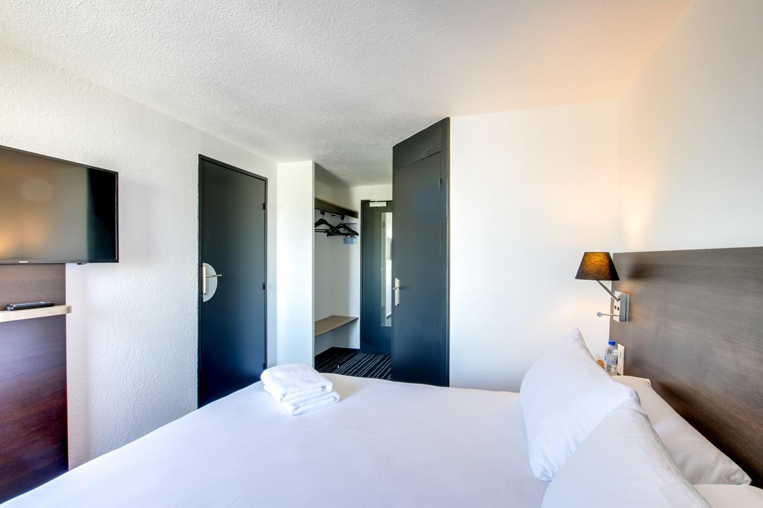 Brit Hotel Reims La Neuvillette Bagian luar foto