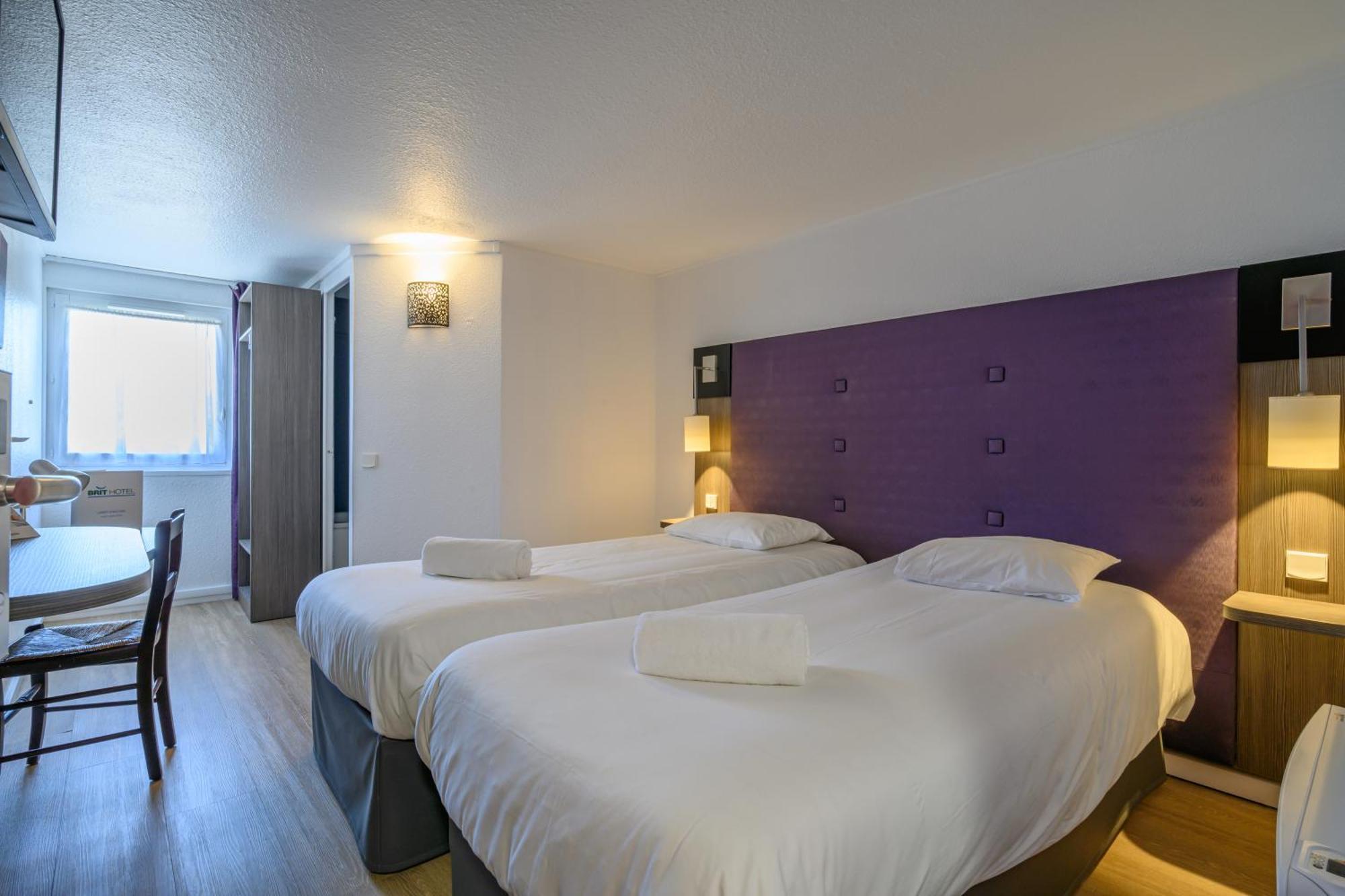 Brit Hotel Reims La Neuvillette Bagian luar foto